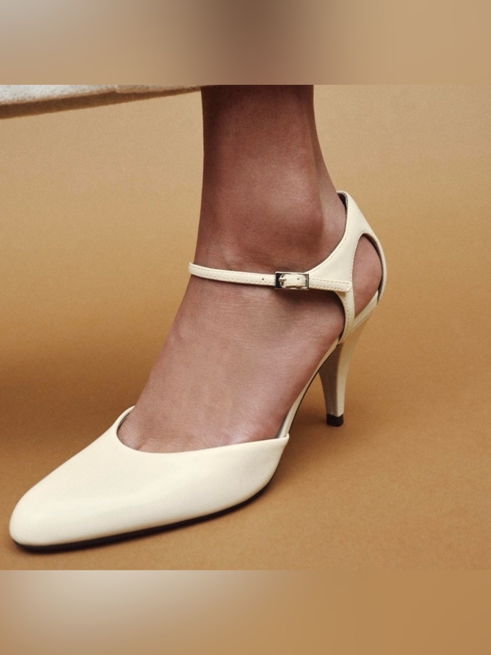 Zara Cream Ankle-Strap Pointed-Toe Kitten Heel Pumps US 7.5